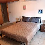 Traditional House Paschalis Holiday home