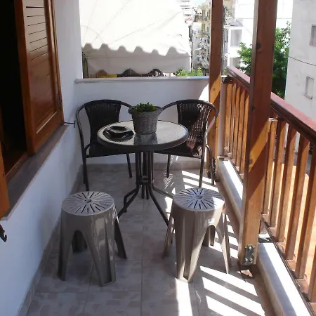 Traditional House Paschalis Case de vacanță *