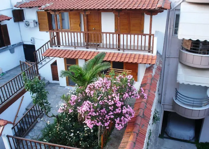 Holiday home Traditional House Paschalis *