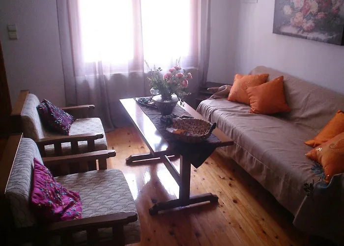 Holiday home Traditional House Paschalis *